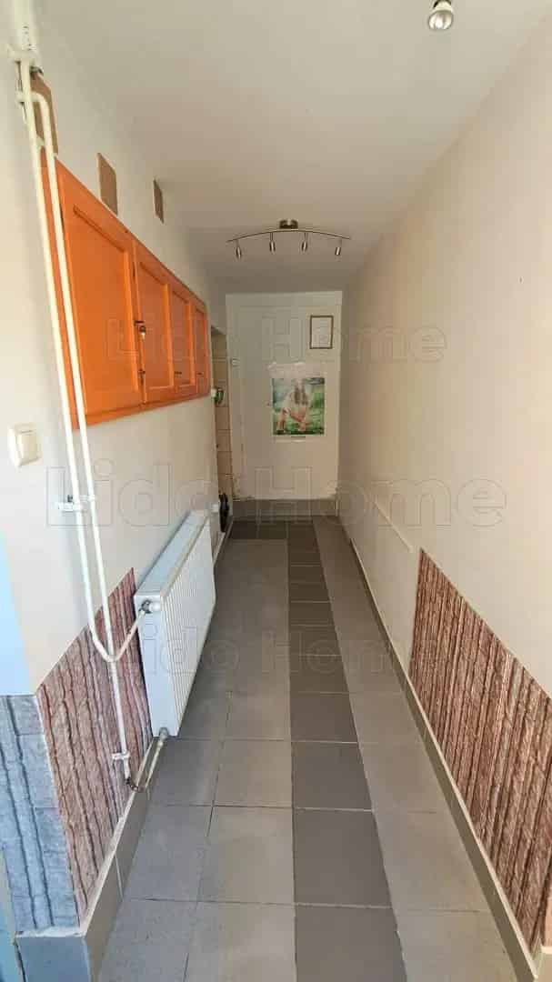 Zirc Varoskozpontjaban Elado 95 m2-es Uzlethelyiseg