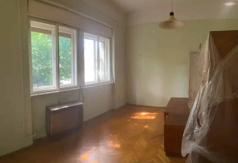 Bólyi családi ház eladó felújítandó üzlethelyiséggel