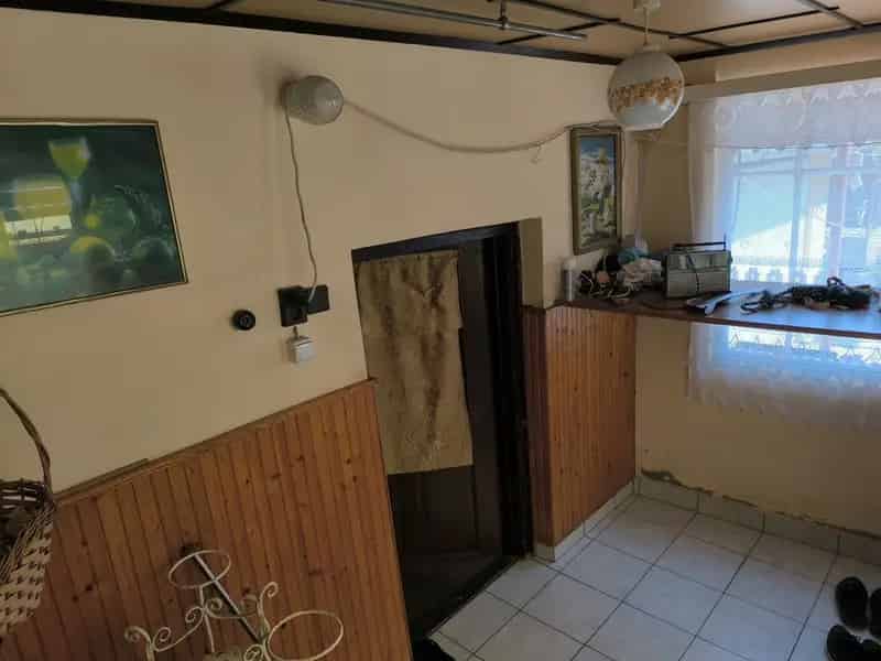 Tiszaföldvári családi ház eladó felújított 1341m2 telekkel