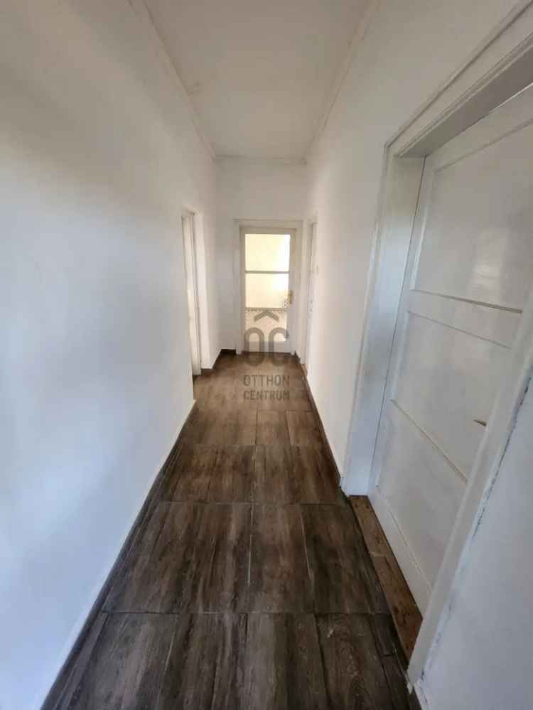 Szendrői családi ház eladó - 3 szoba, nagy telek, garázs
