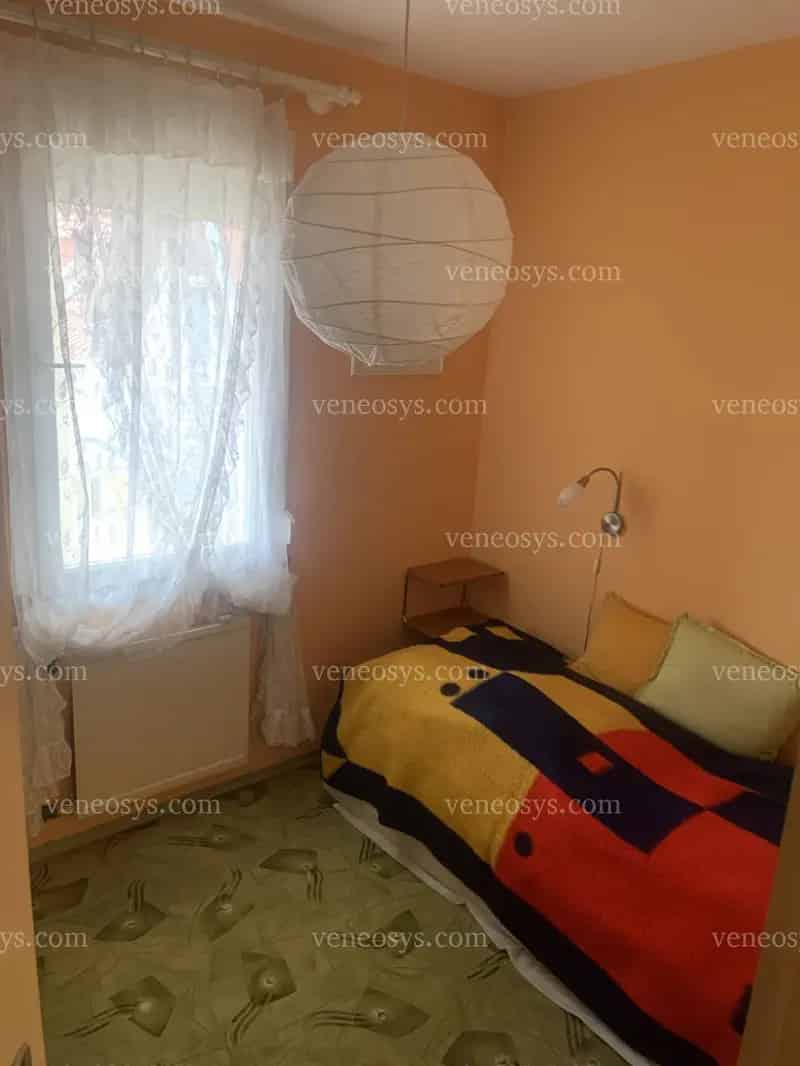 Belvárosi 67nm-es Nappali + 2 Szobás Lakás Eladó