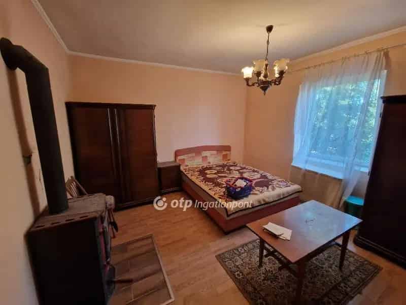 Biribeni 2 szobás ház 5600 nm-es telken CSOK-kal
