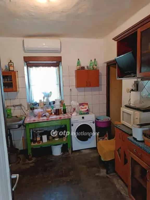 Tiszavasvári kétlakásos ház eladó garázzsal