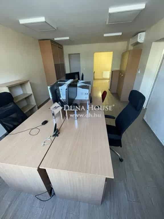 Győr Újváros 4 Lakásos Családi Ház Eladó