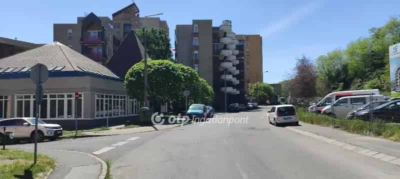 8000 nm-es Belvárosi Telek Eladó Salgótarjánban Parkolóház Építésére