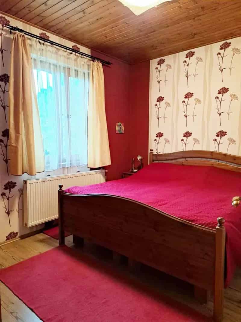 160nm-es családi ház Nyíregyházán 1000nm-es telken garázzsal
