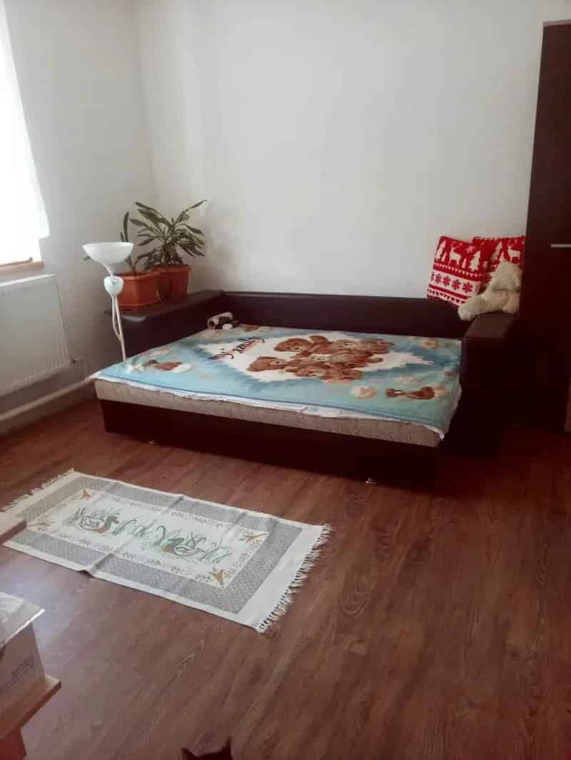 Pocsaj 90 40 nm-es kétgenerációs családi ház eladó