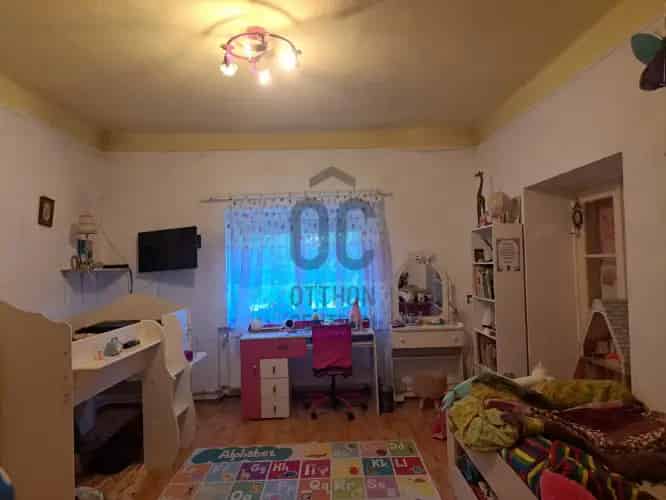 Gyömrői családi ház eladó - 3 szoba, garázs, kert