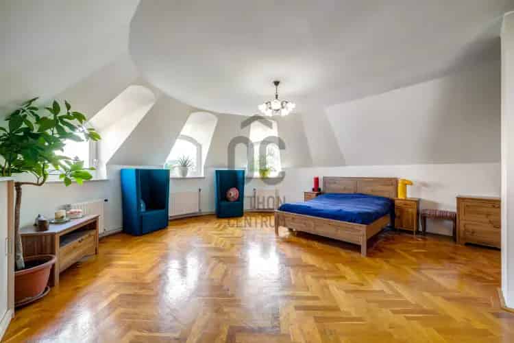 Budapest III kerületi családi ház eladó Táborhegyen