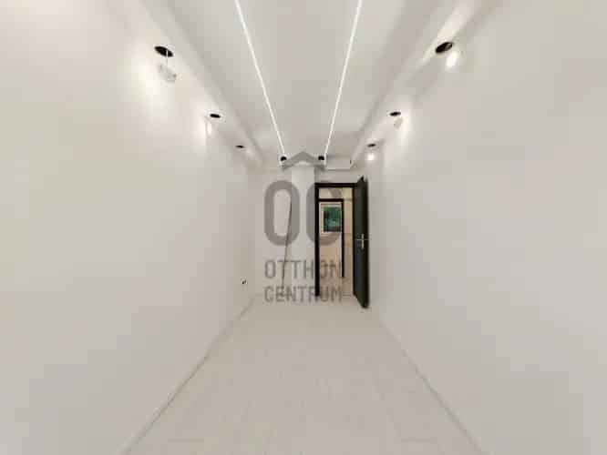 Csepel, Rakéta utca - Felújított 45 nm-es 2 szobás lakás eladó