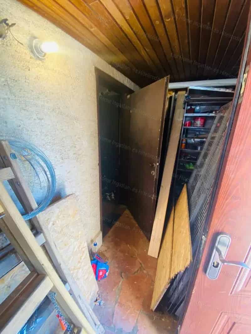 1480 nm-es Telek 33 nm-es Házzal Komárom Szőnyben