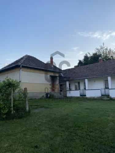 Felsőpetényi családi ház eladó - 3 hálószoba, garázs, gyümölcsös kert