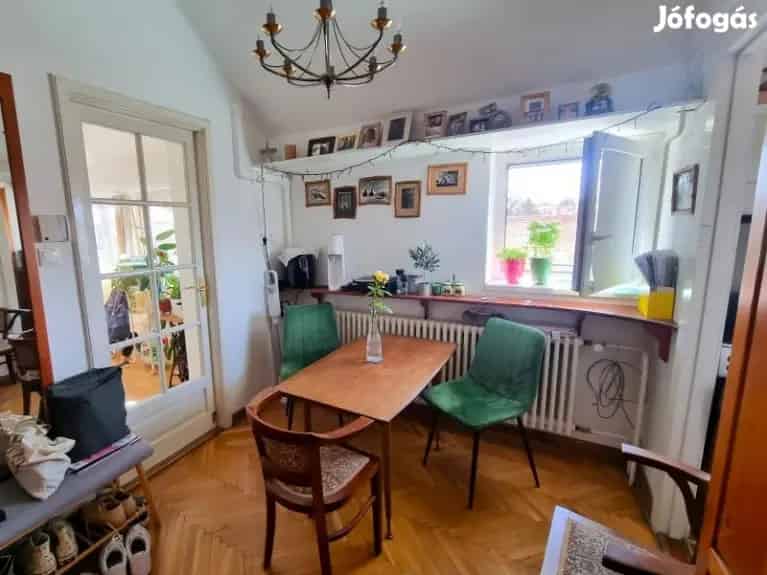 Pécs Belváros 87nm-es Lakás Panorámával Eladó