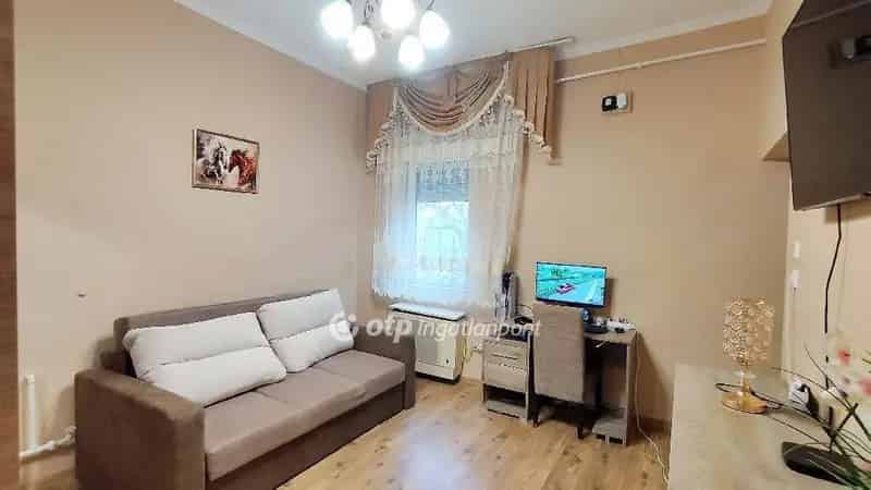 Felújított családi ház Túrkevén - 102 nm - 2 szoba - garázs