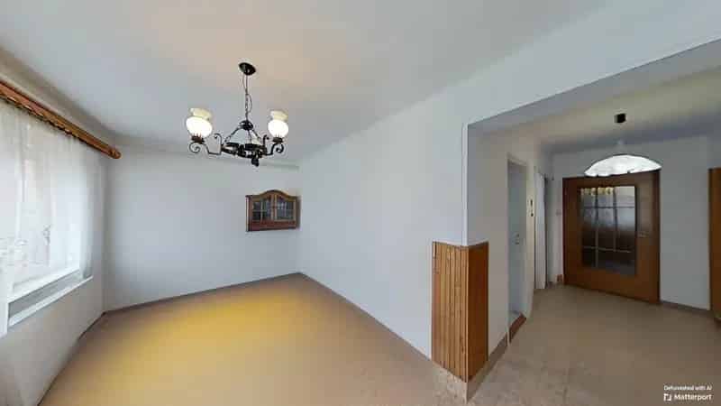 Városfalai 5 szobás családi ház 2208m2-es telekkel
