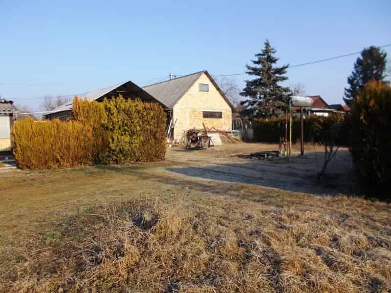 Szigetszentmiklós Telek 1080m2 Műhelyépülettel