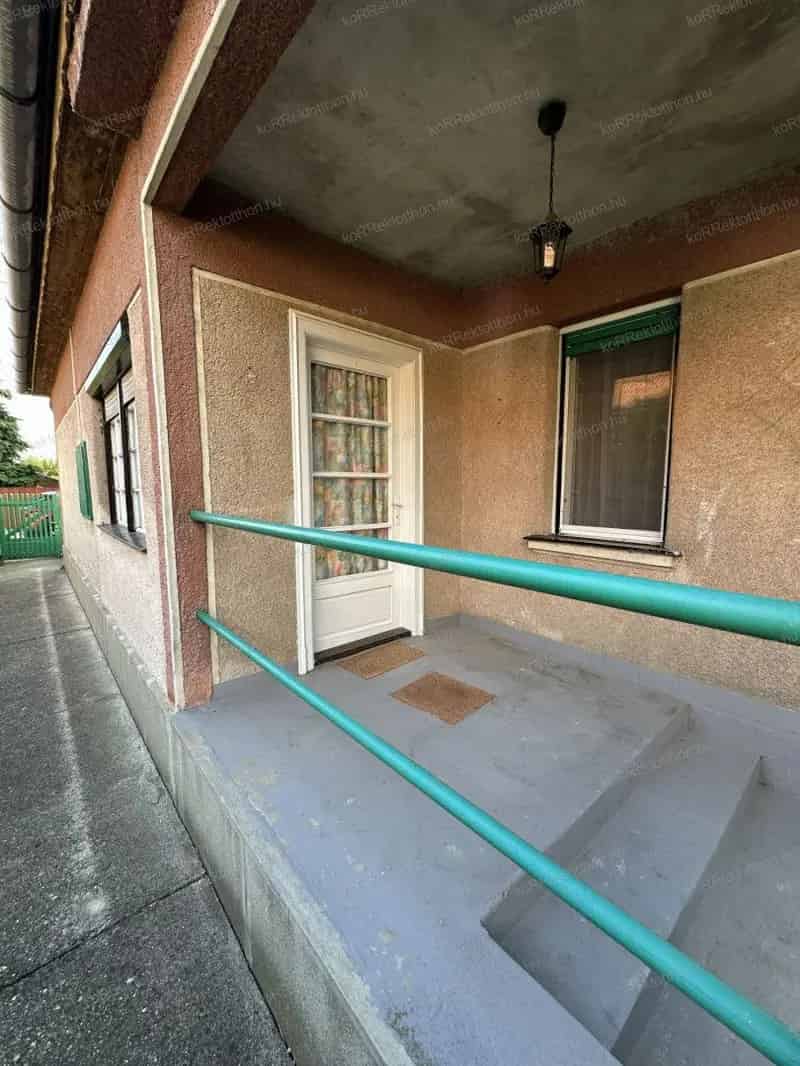 Ház Kiadó , Jászberényi járás, Alföld és Észak