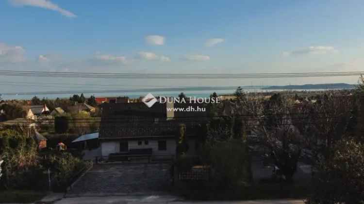 Csopaki építési telek eladó - 706 nm - panoráma