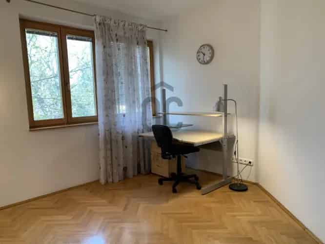 Budapest XII kerület 4 szobás lakás garázzsal kiadó