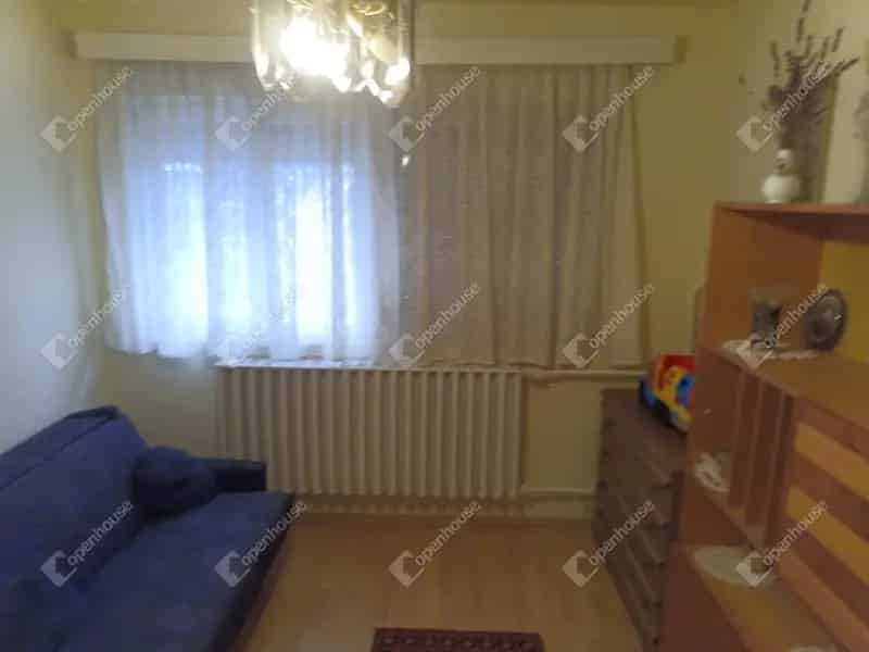Pápai Sorház Eladó - 3 Szoba 2 Fürdőszoba 2 Garázs