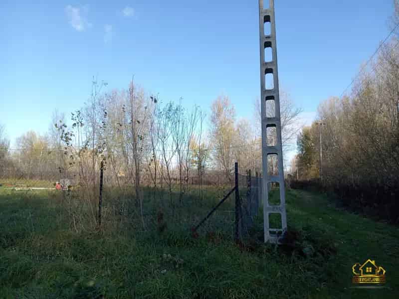 Kiskunlacháza építési telek eladó - Duna-közelben