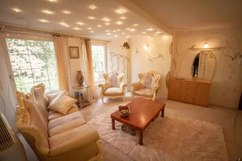Luxus Kuria Elado Debrecen Kozelében Wellness Reszeggel
