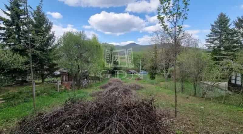 Csobánkai panorámás telek eladó - Megyeri hídtól 15 percre