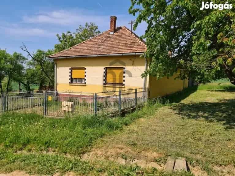 Felujitando haz Palfiszegen - 3 szoba, nagy telek