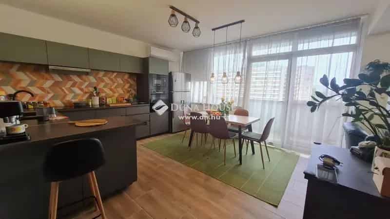 72m2-es Felujitott Lakas Zalaegerszeg Belvarosaban Elado