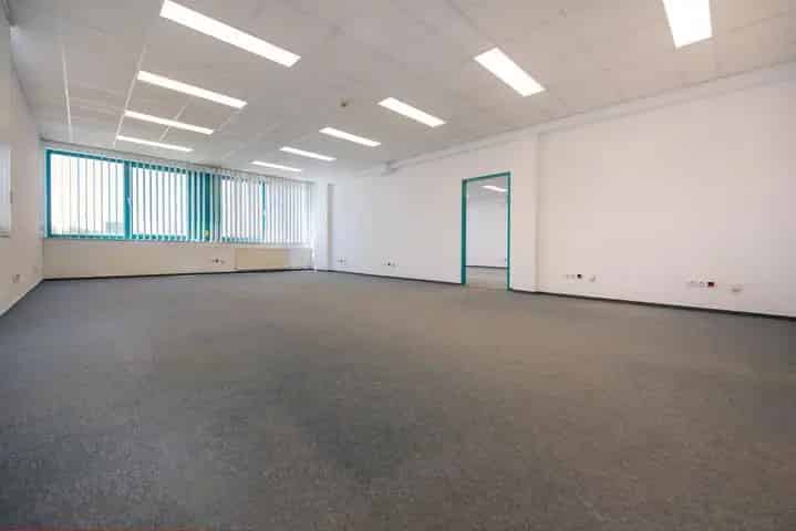 Újbuda Irodaház Kiadó 20-250 m2