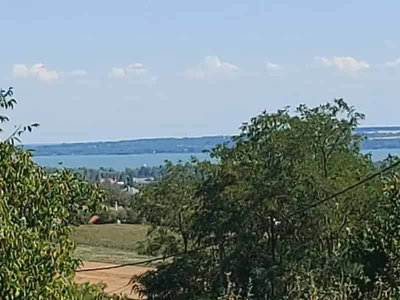 Panorámás hétvégi ház eladó Cserszegtomaj