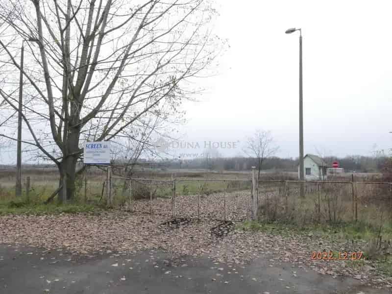 48860 m2 Telek Eladó Tiszabezdéd Külterületén Ipari Célra