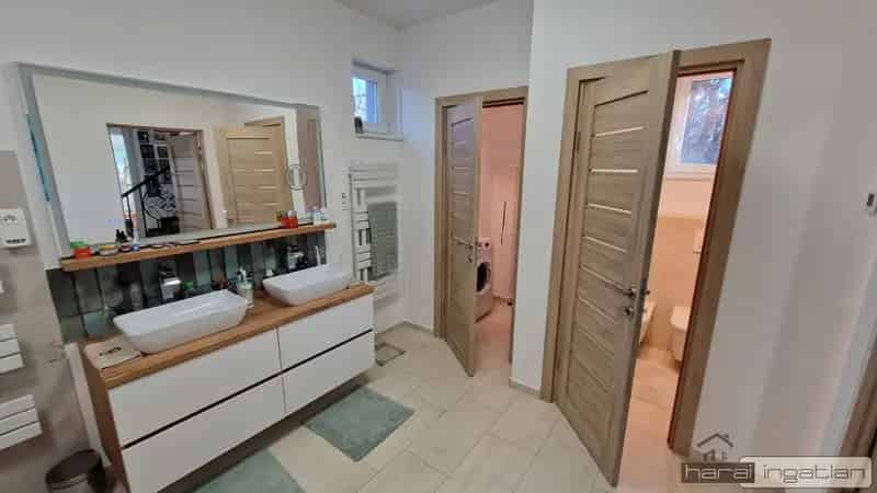 Fóti panorámás családi ház eladó 1783 m2 telken