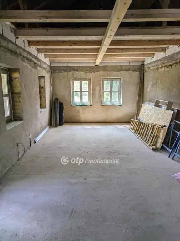 Somogy megye Balatonhoz közeli 3 hektáros ingatlan eladó