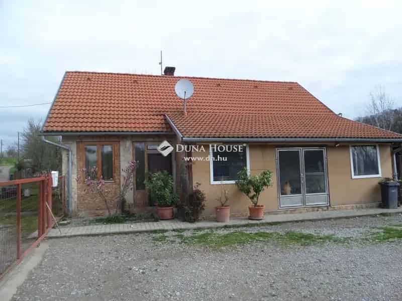 Zselic Lábánál lévő 3 szobás családi ház eladó