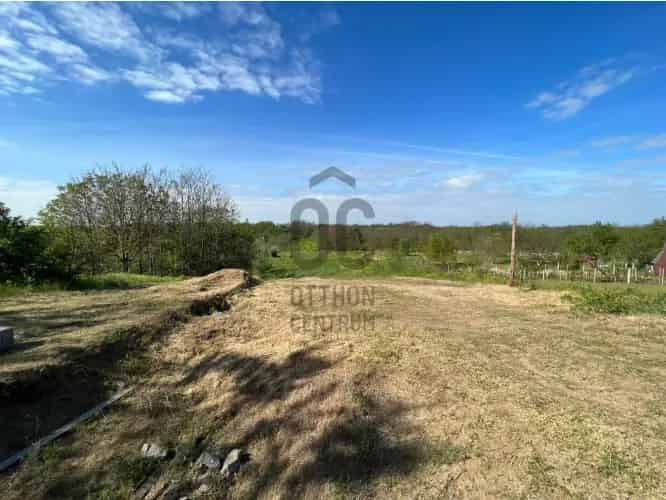 Gombai zártkerti telek eladó - 6338 m2