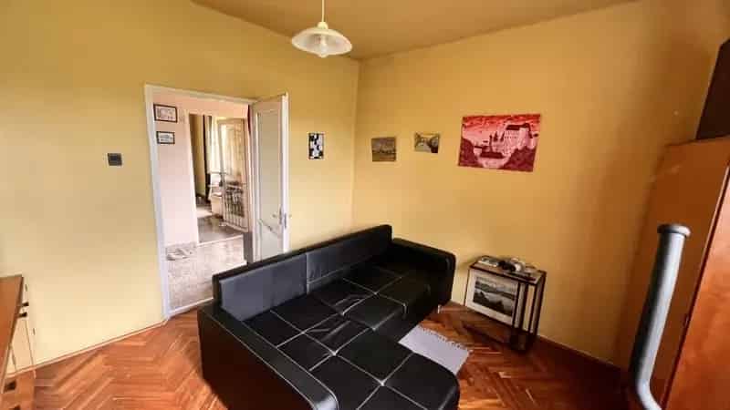 85 m2-es 3 szobás családi ház eladó Mezőcsáton