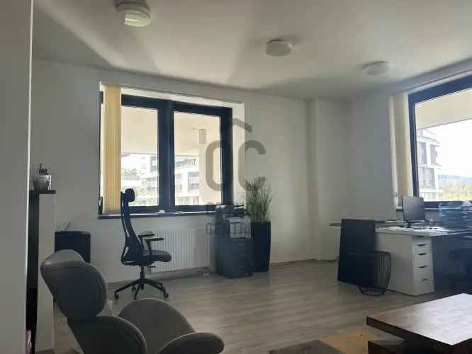 Budapest IV kerület Ujpest Duna parti iroda 60nm