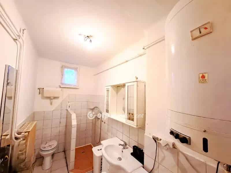 Szolnok Déli Városrész 74m2-es Családi Ház Eladó