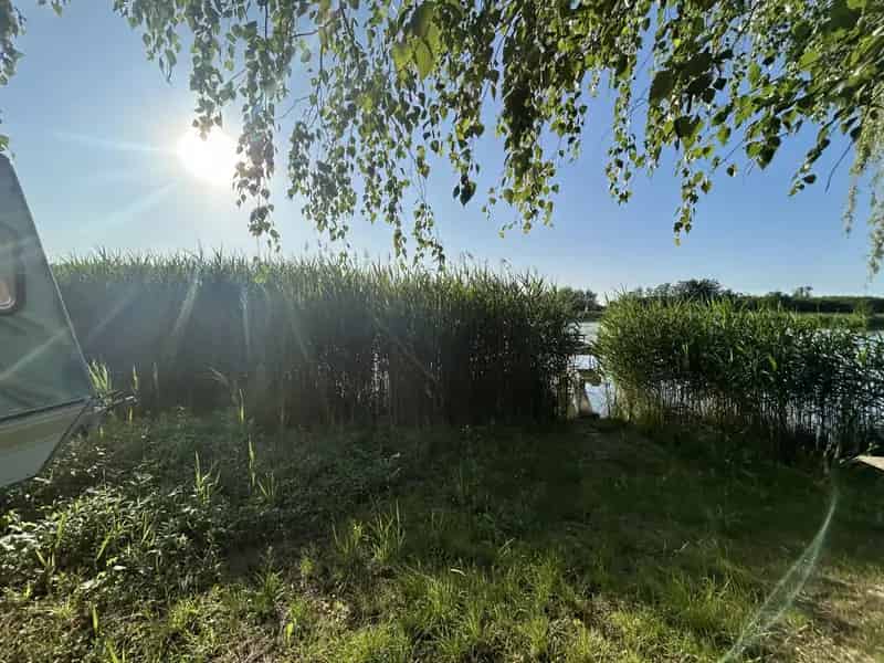 Hetesi Halastó Harcsázó - Tóparti Tulajdon Lakókocsival és Stéggel
