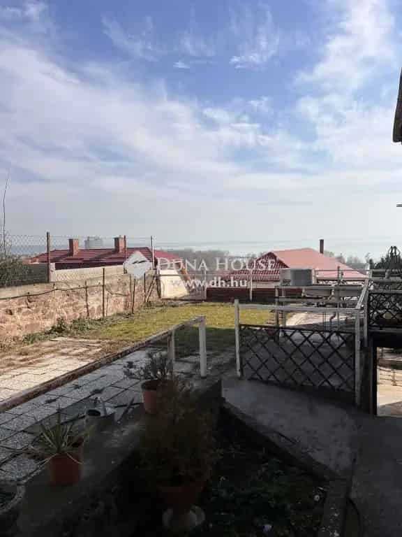 Balatonalmádi Panorámás Ház Eladó