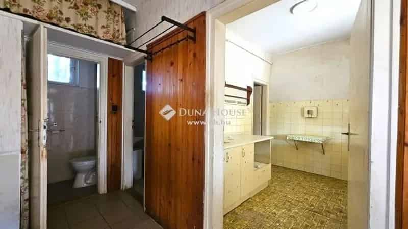 Szentendre Pismány családi ház eladó 1408 m2 telekkel