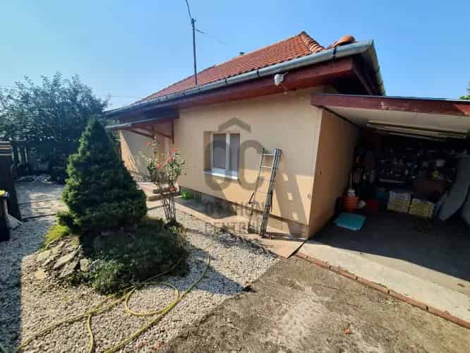 Budapest XVII kerület családi ház eladó - Kert Medence Szauna