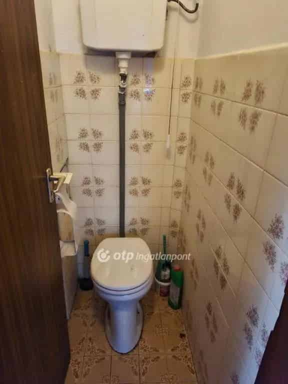 190m2-es 5 szobás családi ház Marcaltőn