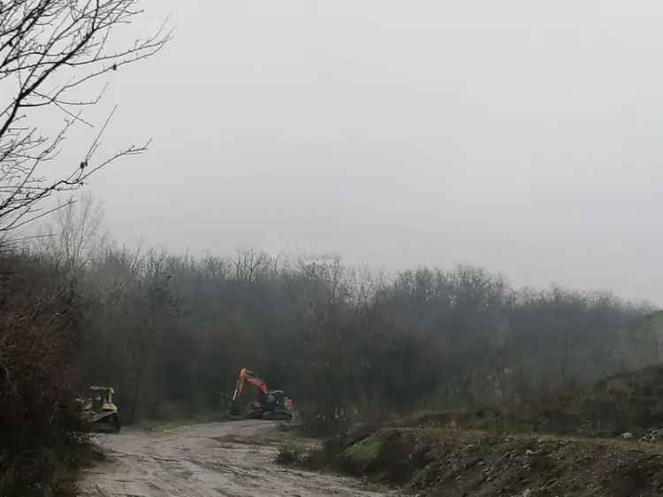 Eladó legelő Maglód mellett, ideális napelem parknak