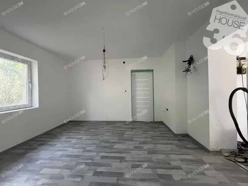 Izsák - 64 m2-es felújított családi ház eladó