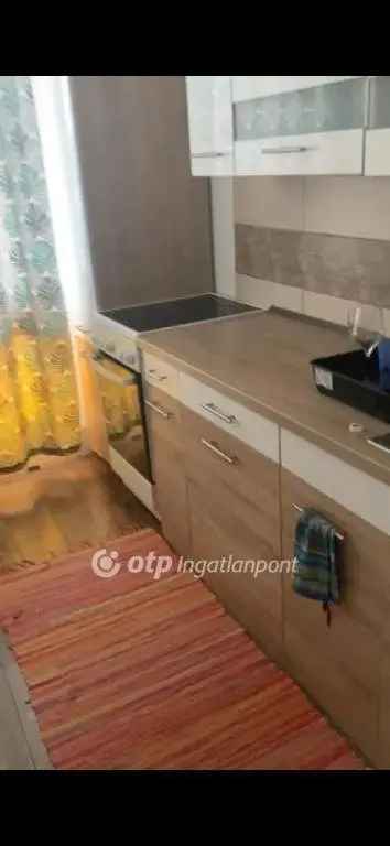 Lakás Kiadó in 9, Bajcsy-Zsilinszky utca, Pécs, Dunántúl