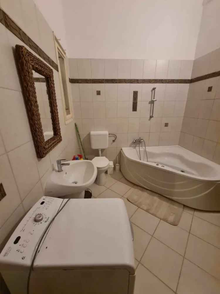 Debrecen belváros 3 szobás polgári lakás külföldieknek és családoknak