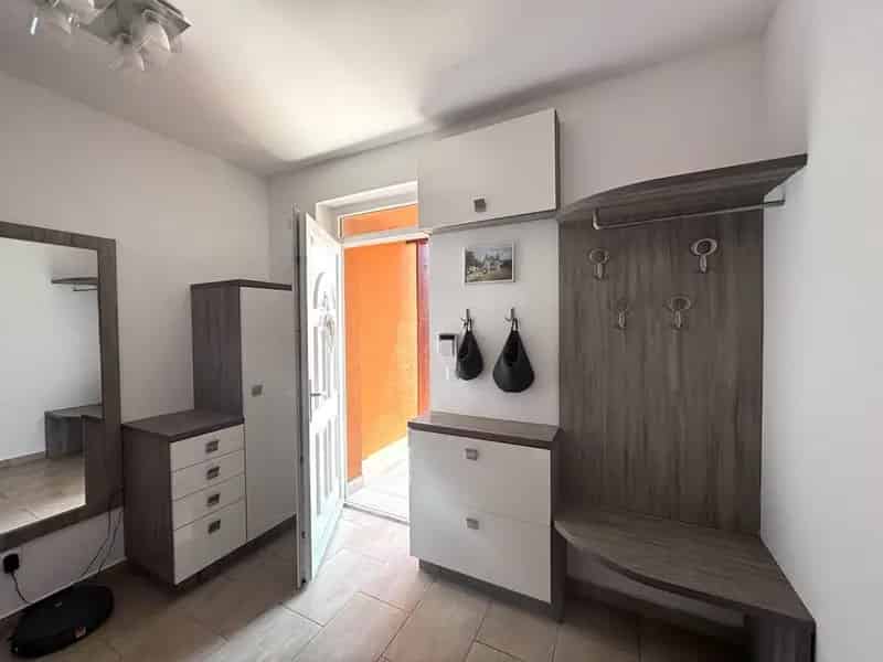 Pécs Donátus 108m2-es családi ház medence és kerttel