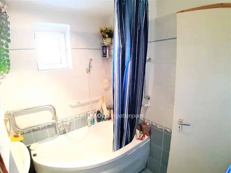 Pest megye Úri 351m2-es családi ház 422m2-es üzemmel eladó